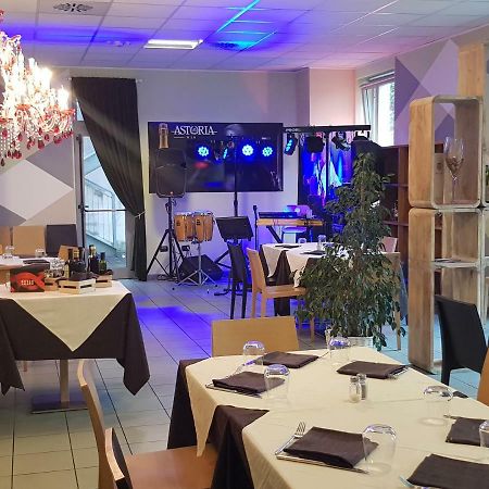 hotel IL POLO Mortara Esterno foto